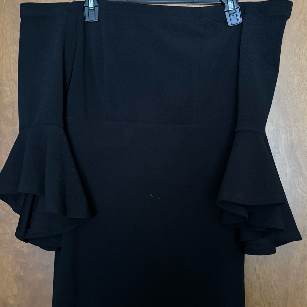 Off the shoulder black maxi dress